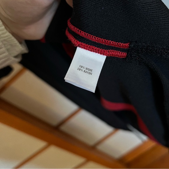 St. John Dress Coat Small Size 2 Red Black Long - Picture 5 of 5